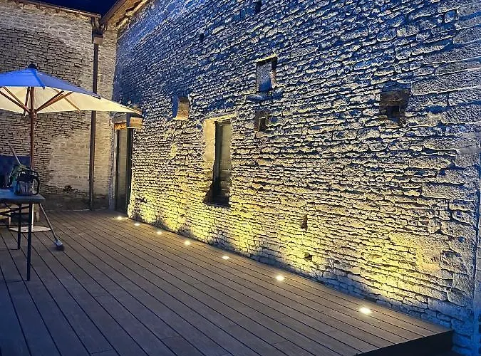 Grand Confortable - La Ferme De Montigny *